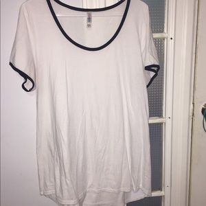 Xl Lularoe classic tee